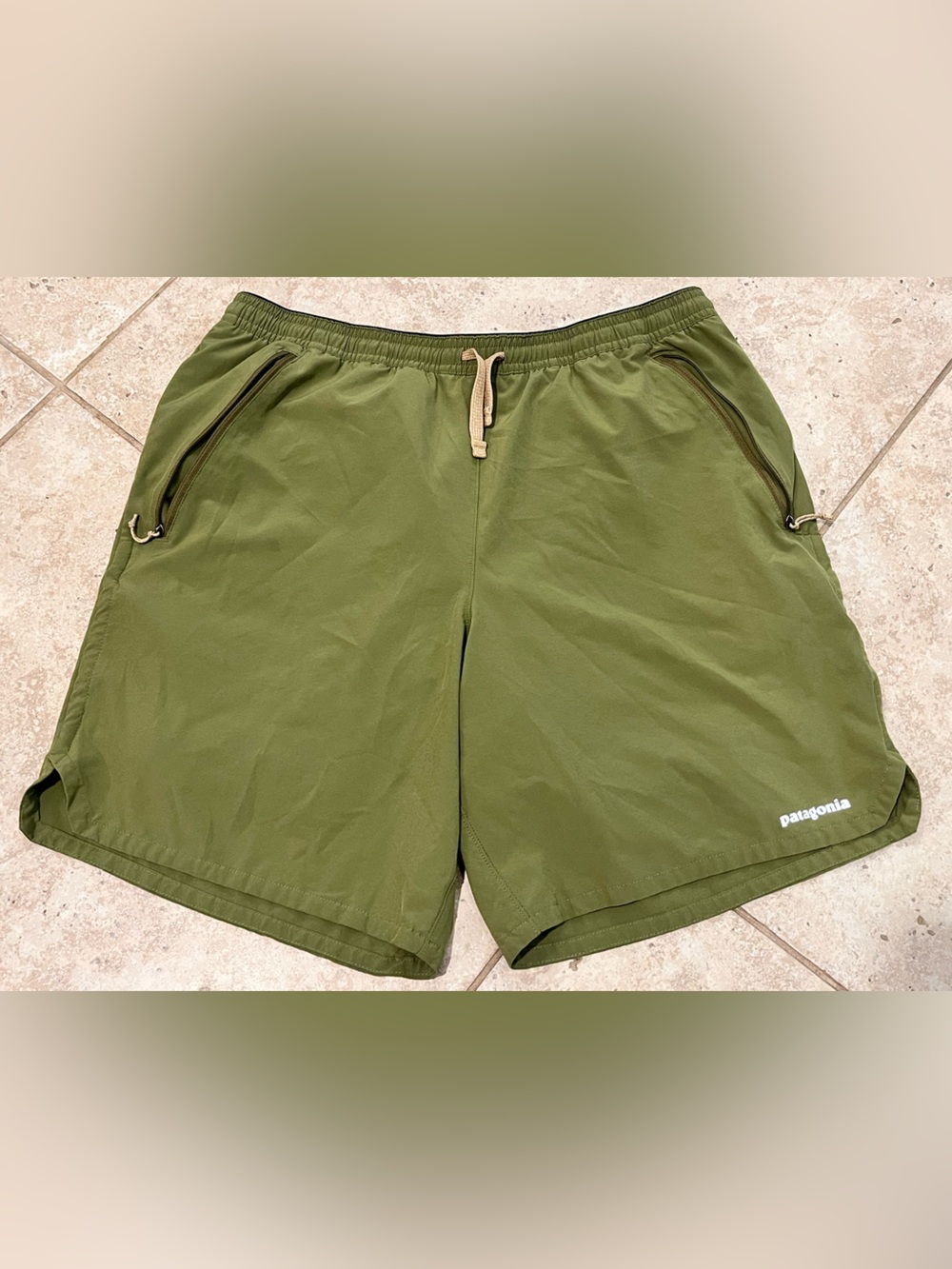 Patagonia Nine Trails Shorts Men’s M Medium Green 8” Performance Hike Lined EUC
